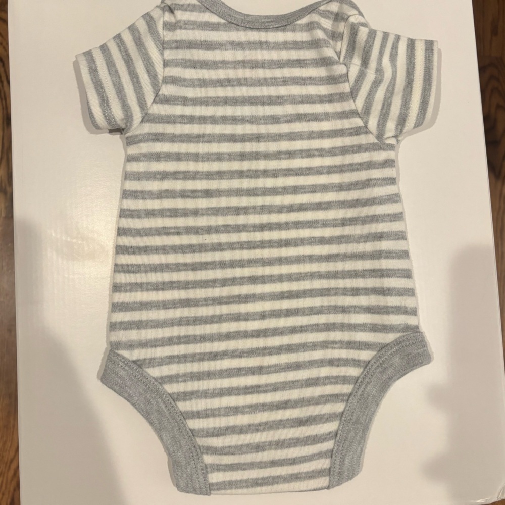 Disney Baby Winnie the Pooh Onesie Bundle - Picture 13 of 13